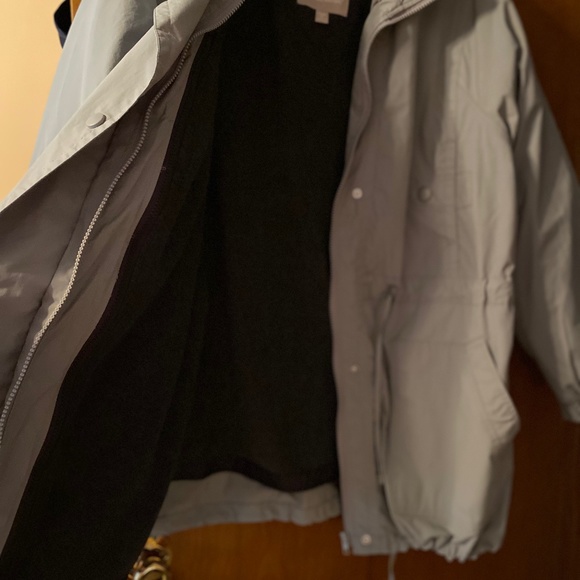 Like new windbreaker/cold weather coat - Picture 1 of 3